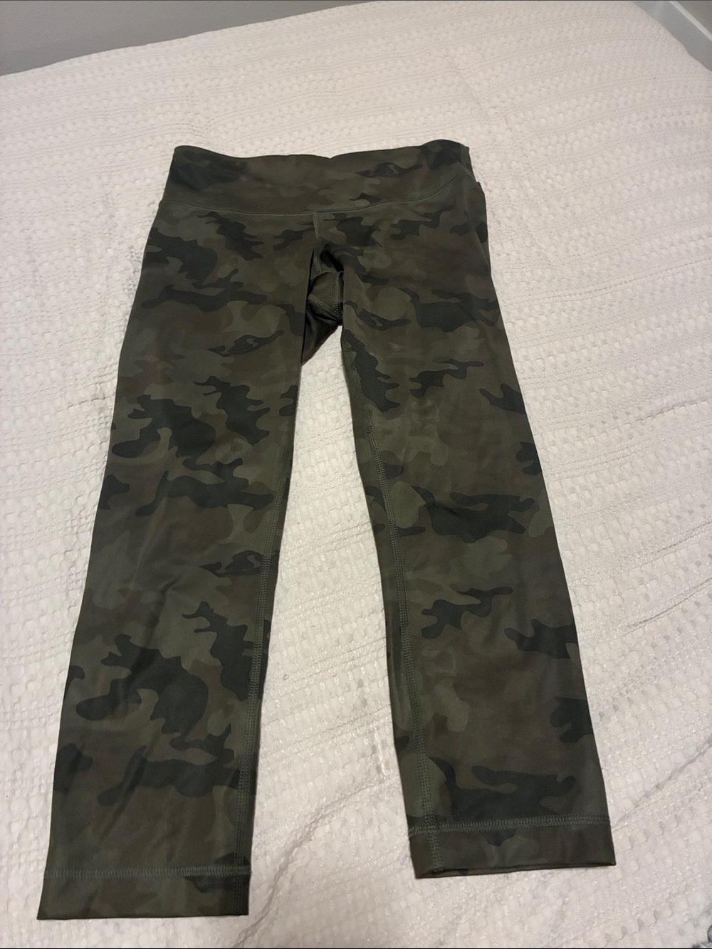 lululemon athletica Kids Camo Leggings - Olive & Dark Green